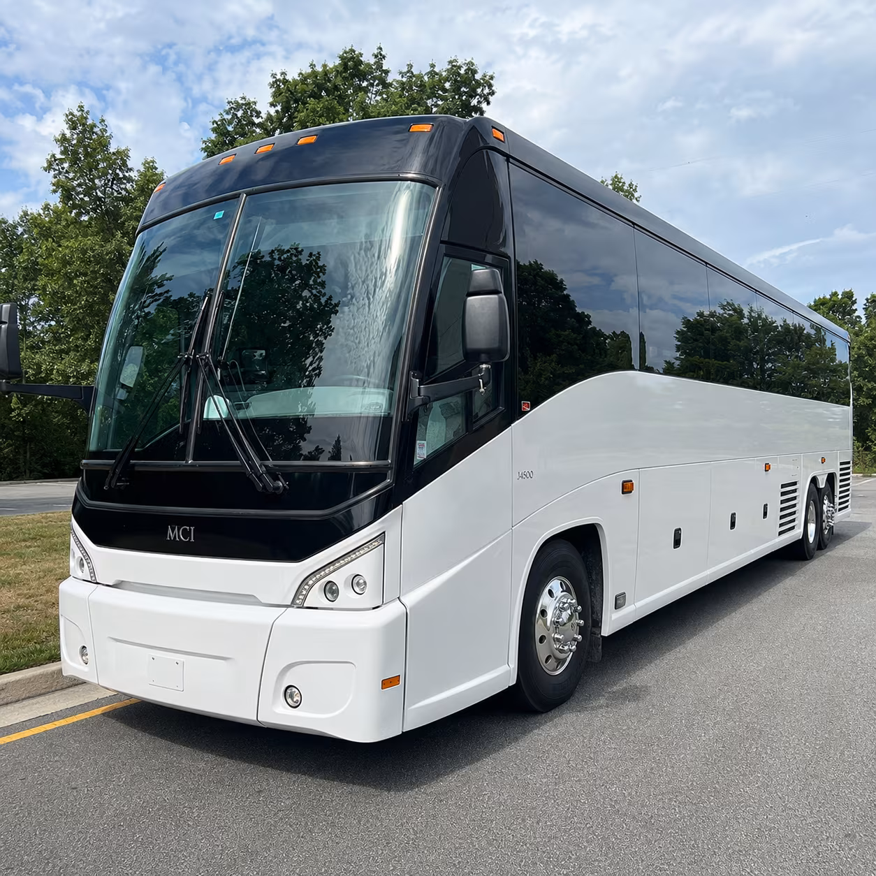 charter buses for lansing and ann arbor field trips from livonia