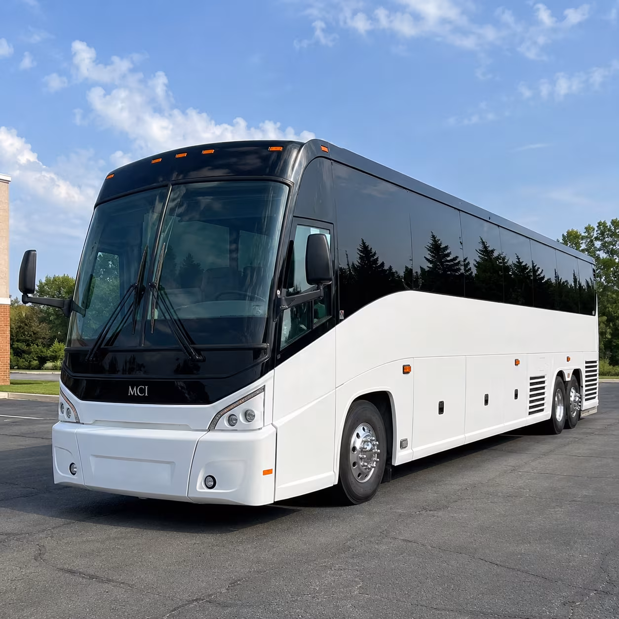 charter buses to little caesars arena concerts in detroit