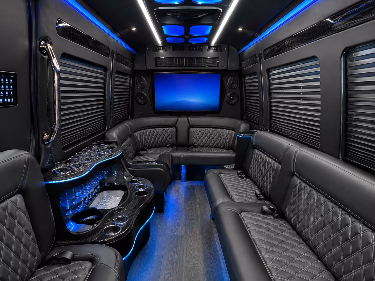 convention shuttle buses to suburban collection showplace in novi
