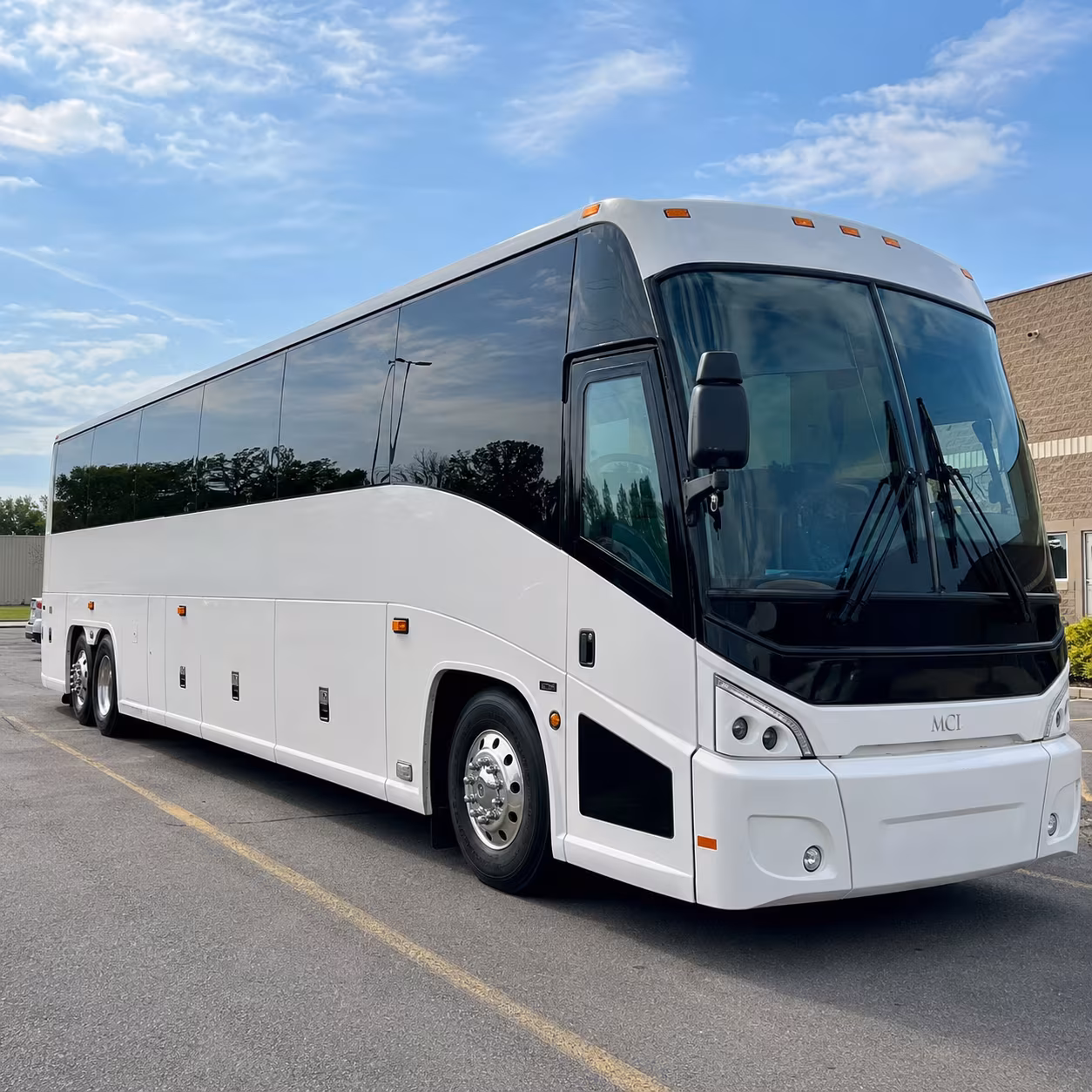 employee shuttle buses for livonia s busiest office corridors