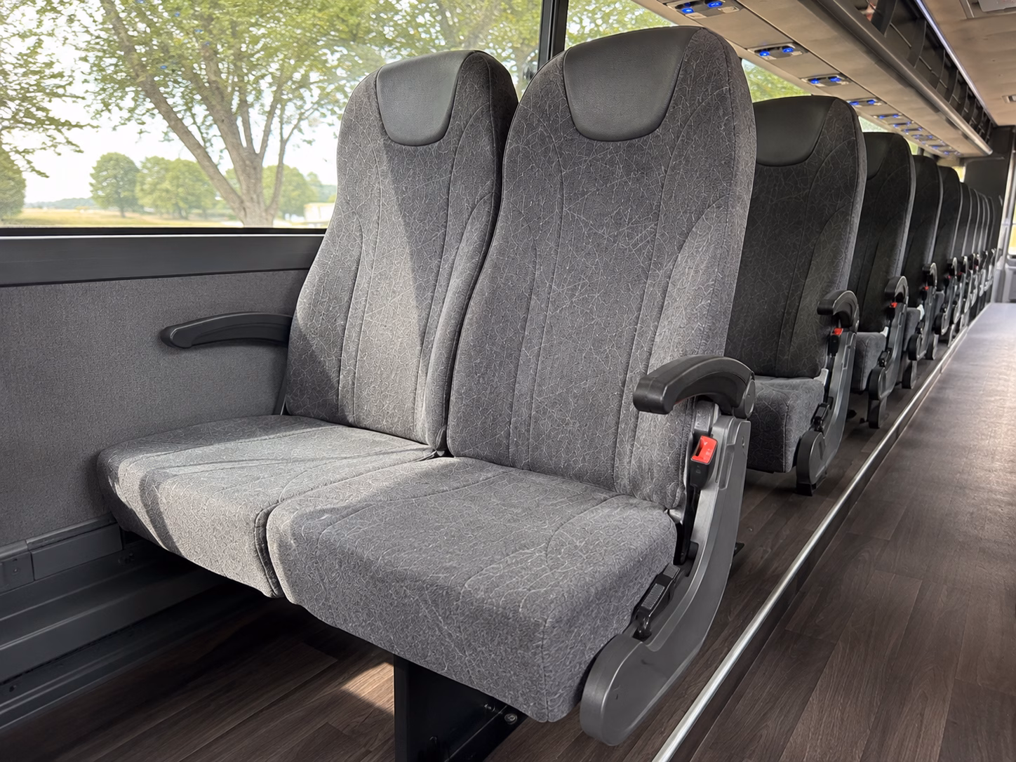 livonia airport transportation
