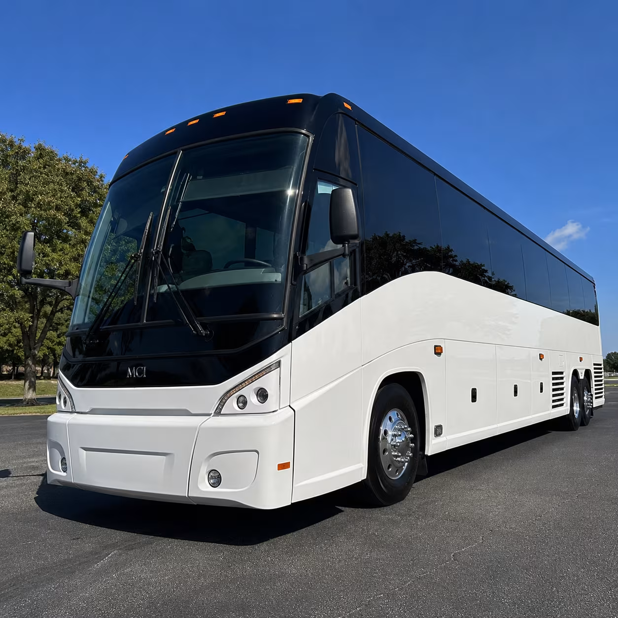 shuttle buses to meadow brook amphitheatre and freedom hill